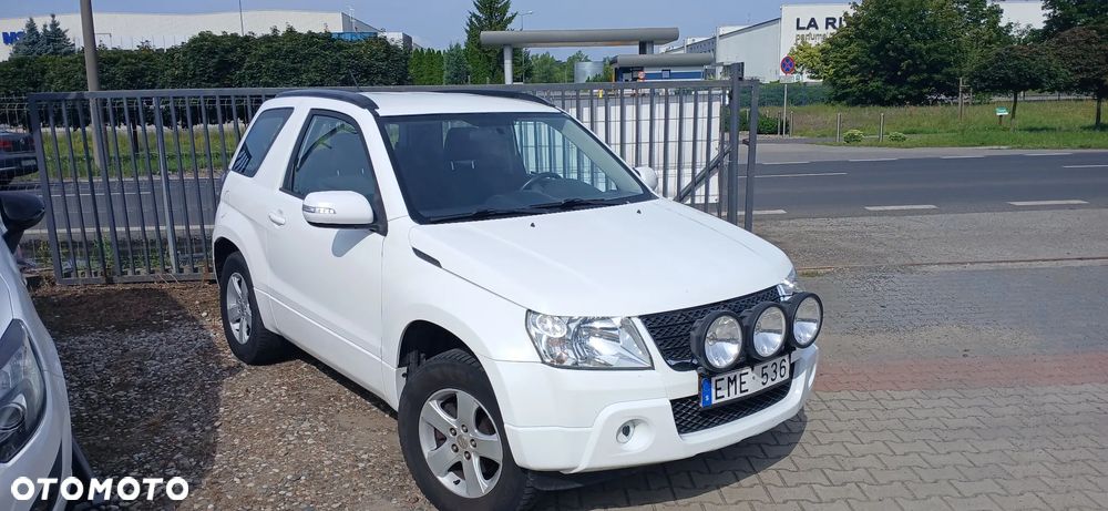 Suzuki Vitara - 3