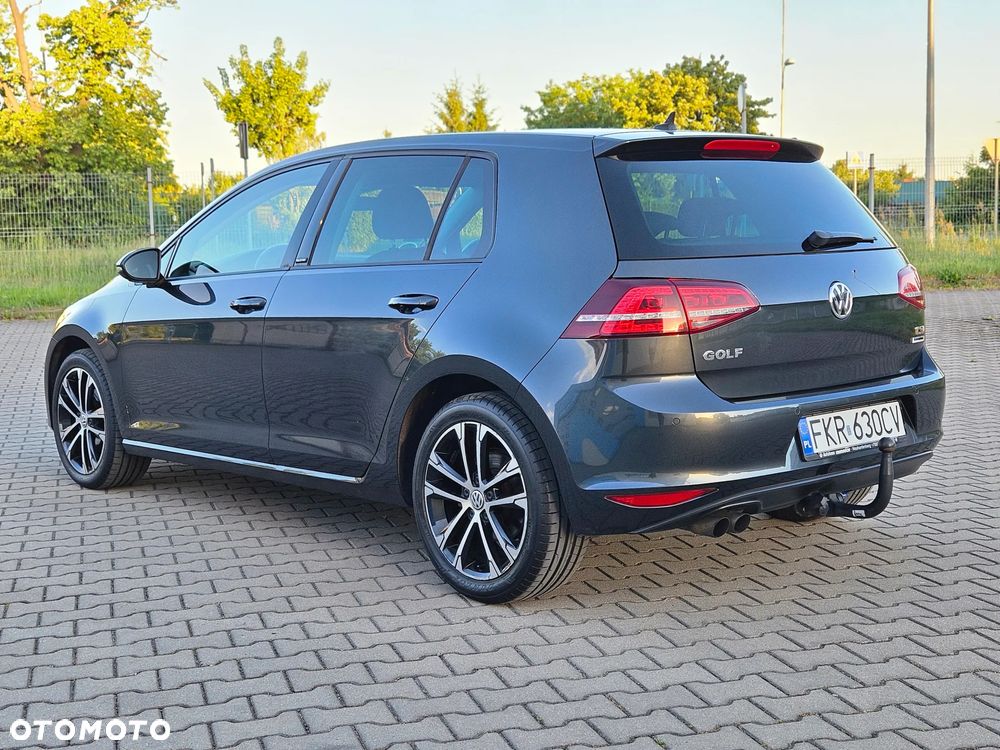 Volkswagen Golf 1.4 TSI BMT Comfortline - 3