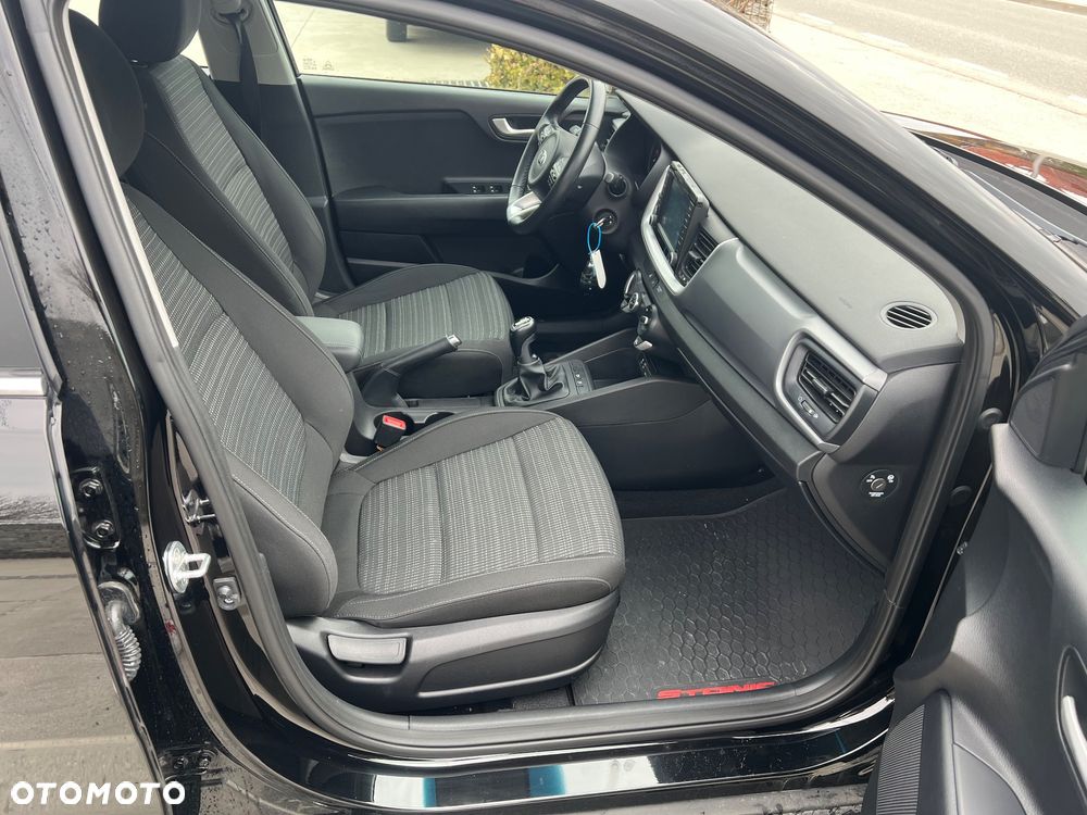 Kia Stonic 1.0 T-GDI L - 33