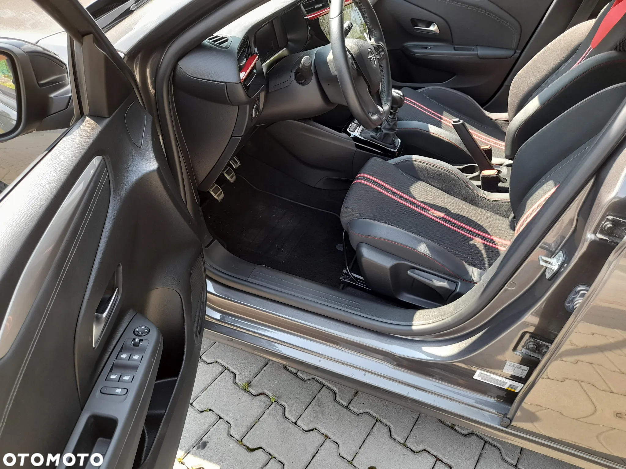 Opel Corsa 1.2 GS Line S&S - 23