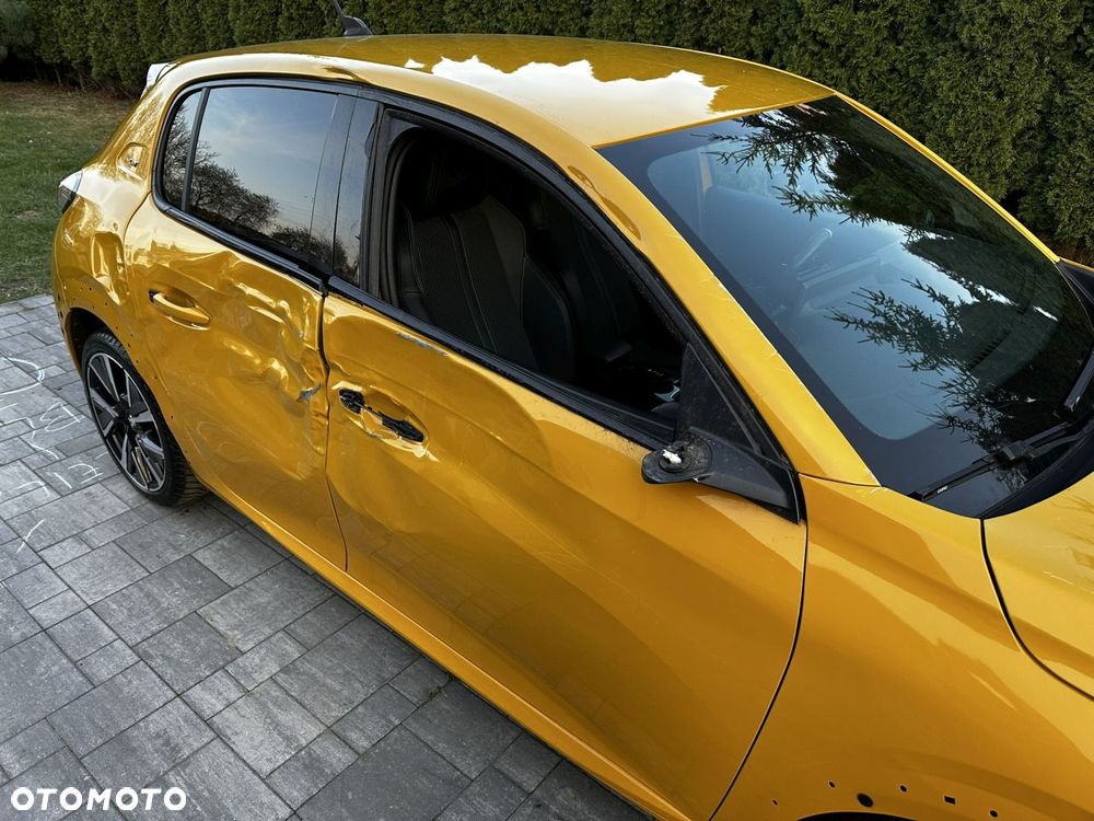 Peugeot 208 PureTech 100 GT - 11