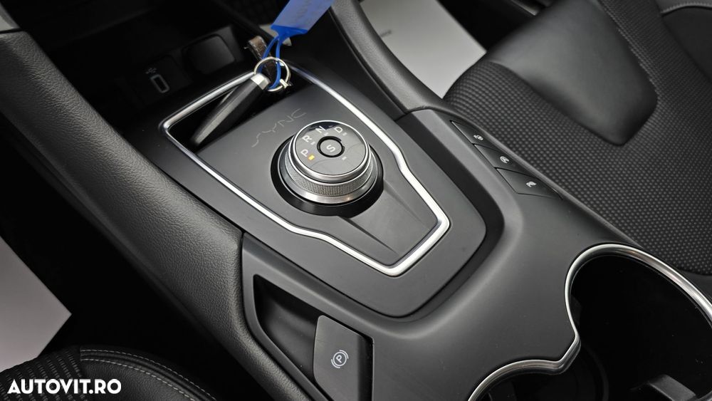 Ford Mondeo - 17