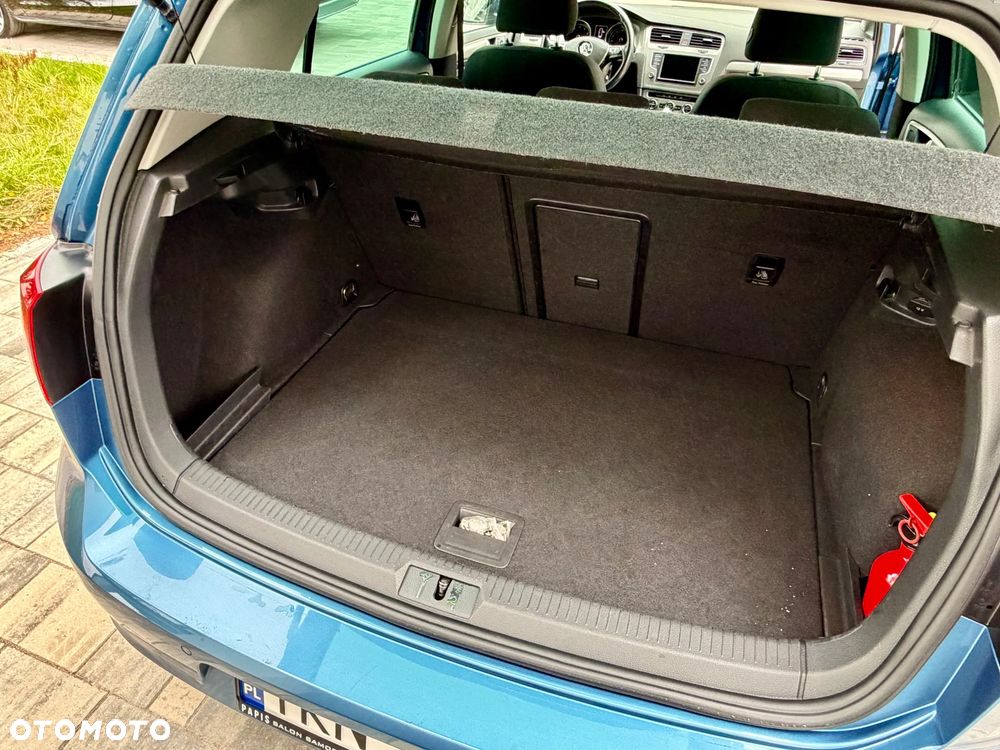 Volkswagen Golf - 16