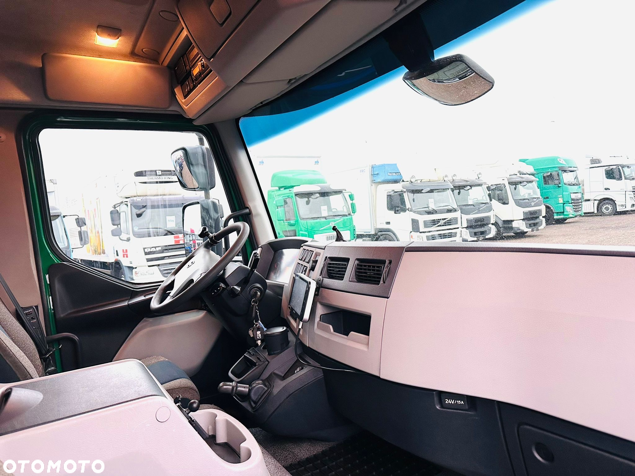 Volvo FL 250 / OTWIERANY BOK / WINDA ZEPRO 2000kg - 25