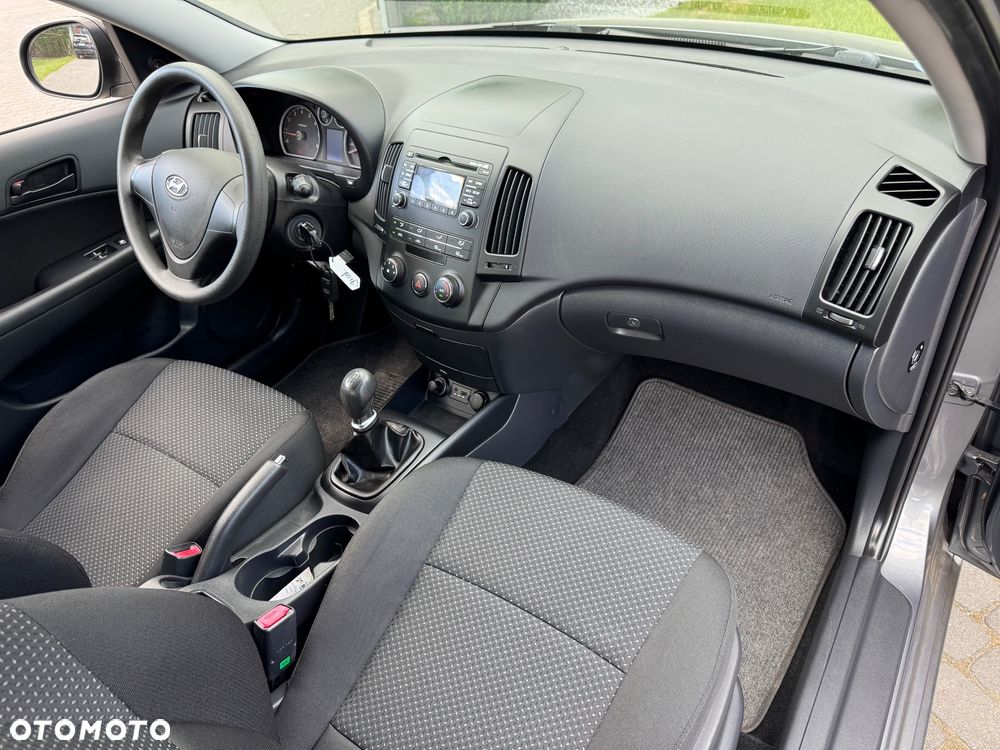 Hyundai i30 1.4 Blue Comfort - 15