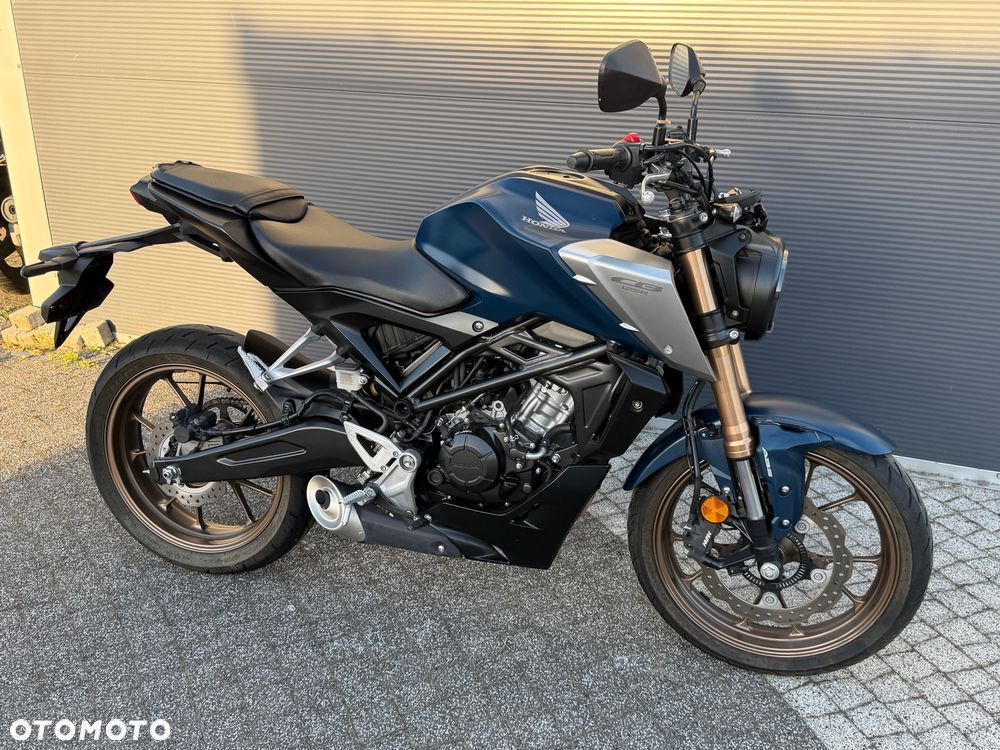Honda CBF - 1