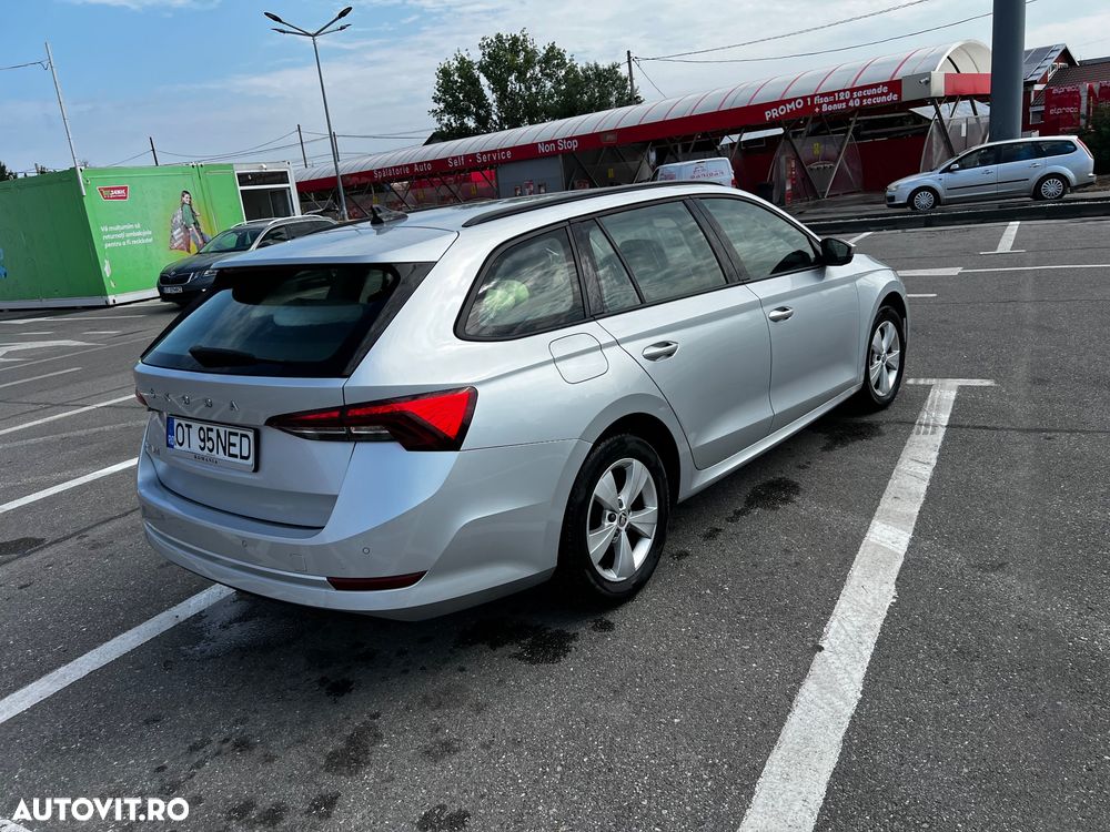 Skoda Octavia 2.0 TDI DSG Ambition - 3