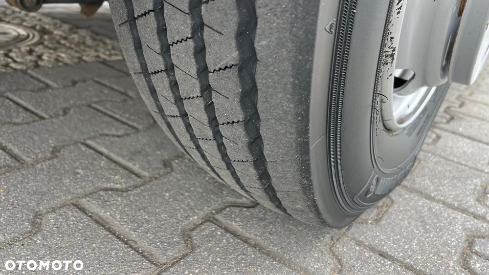 Mercedes-Benz ATEGO 813 EURO 5 CHŁODNIA HAKOWA KONTENER IZOTERMA - 12