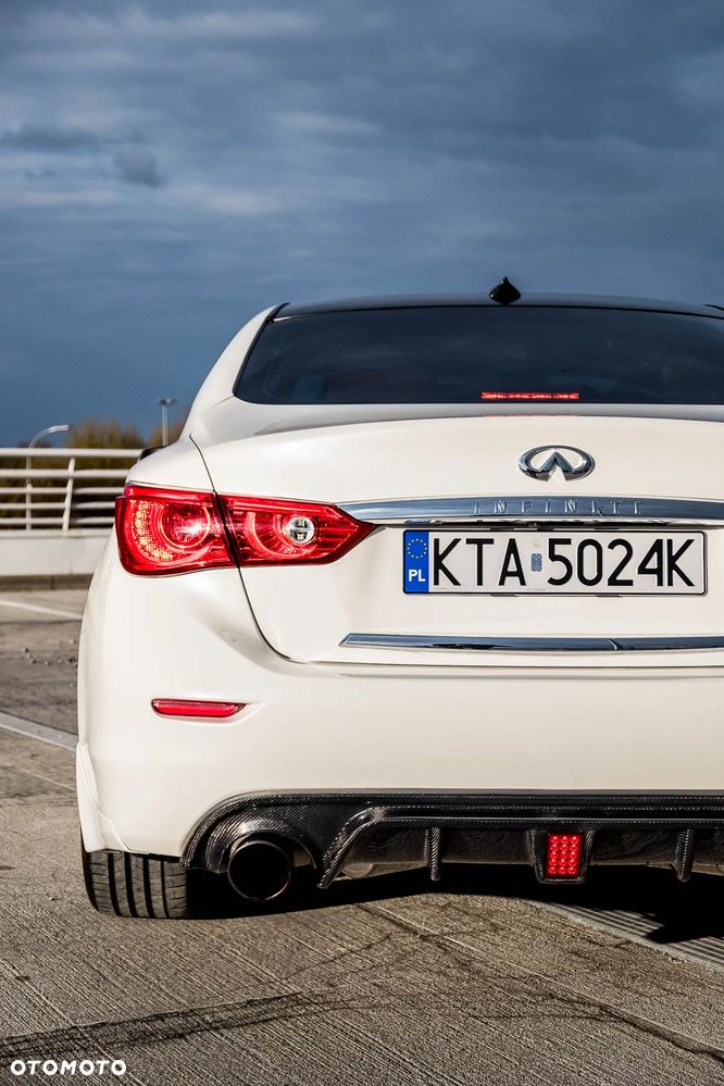Infiniti Q50 - 8