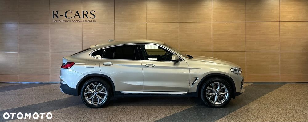 BMW X4 xDrive20i Advantage sport - 2