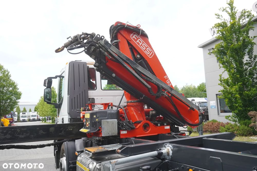 Iveco Stralis 330 E6 / HDS Fassi 195A 8,5 t / wywrotka 3-stronna - 15