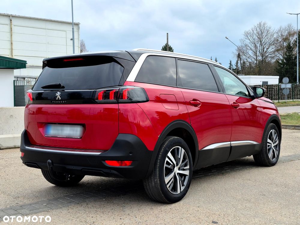 Peugeot 5008 - 8