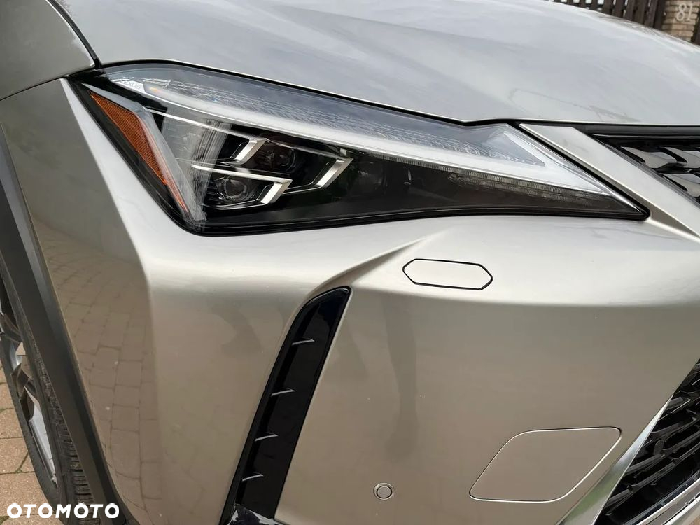 Lexus UX 250h (E-FOUR) Executive Line - 7