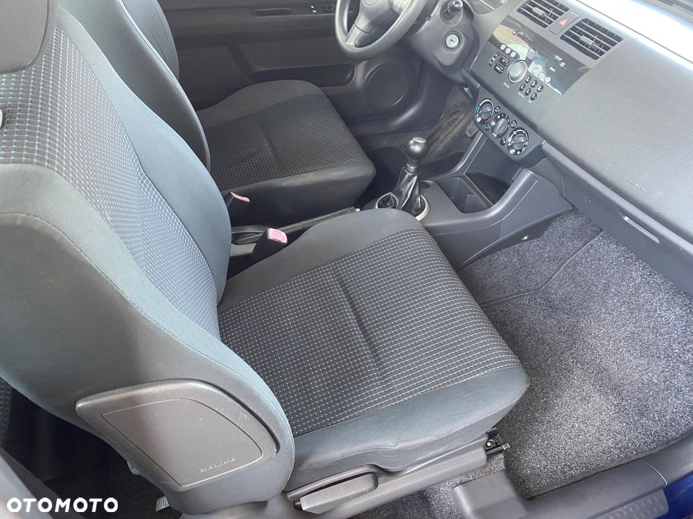 Suzuki Swift 1.3 Comfort - 34