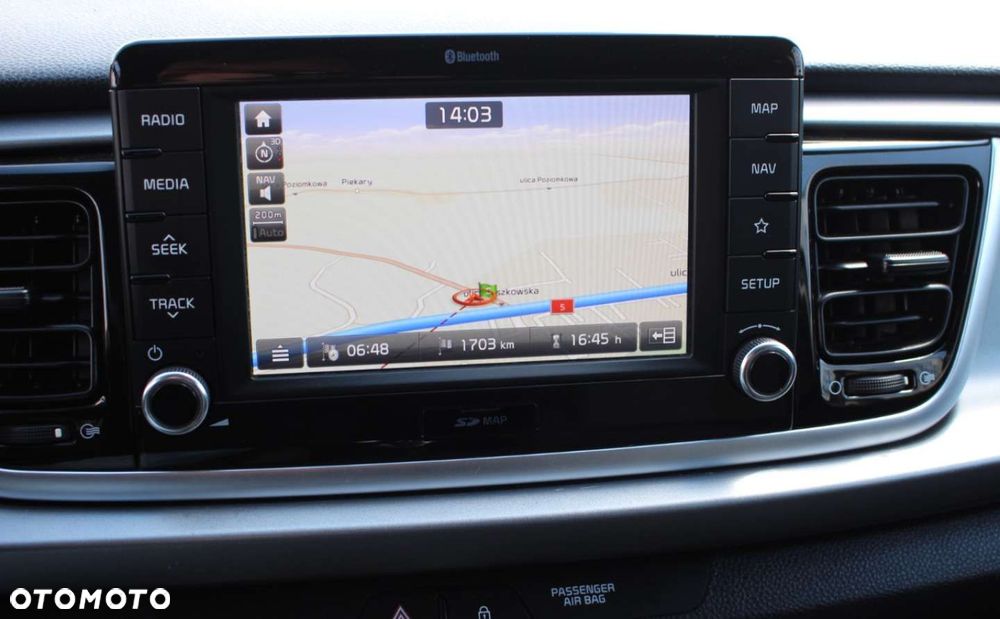 Kia Rio - 11
