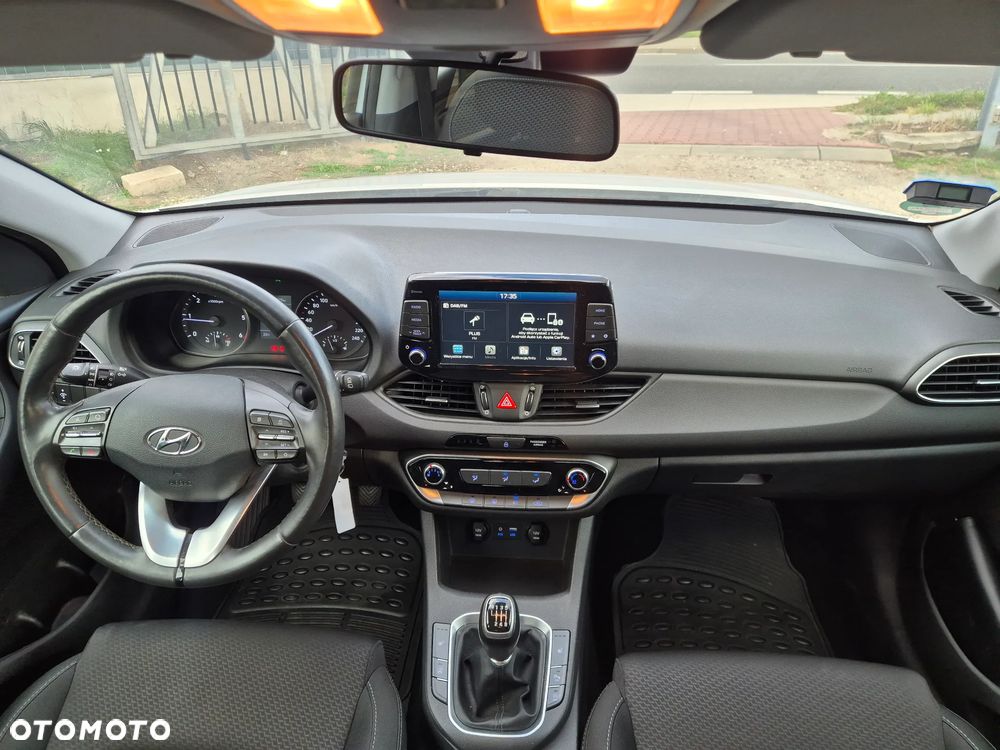 Hyundai i30 - 22