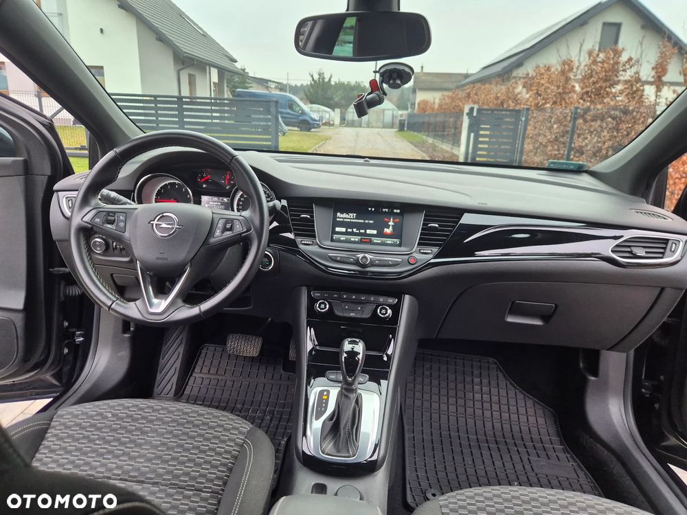 Opel Astra 1.4 T Dynamic S&S - 9