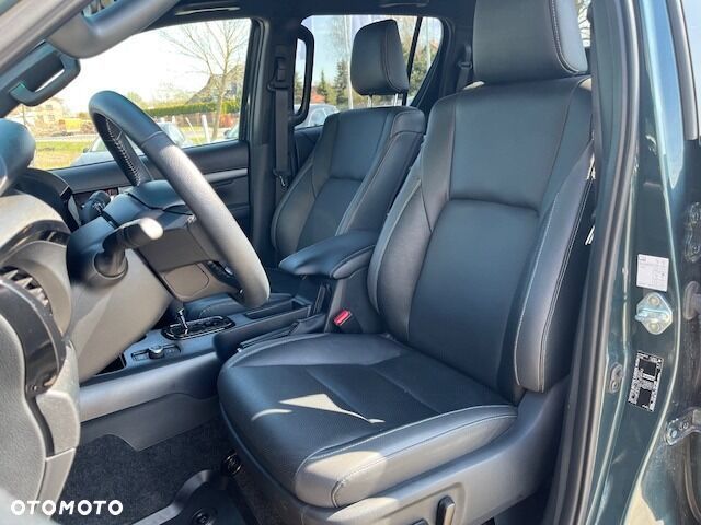 Toyota Hilux 2.8 D-4D mHEV Double Cab Invincible 4x4 - 10