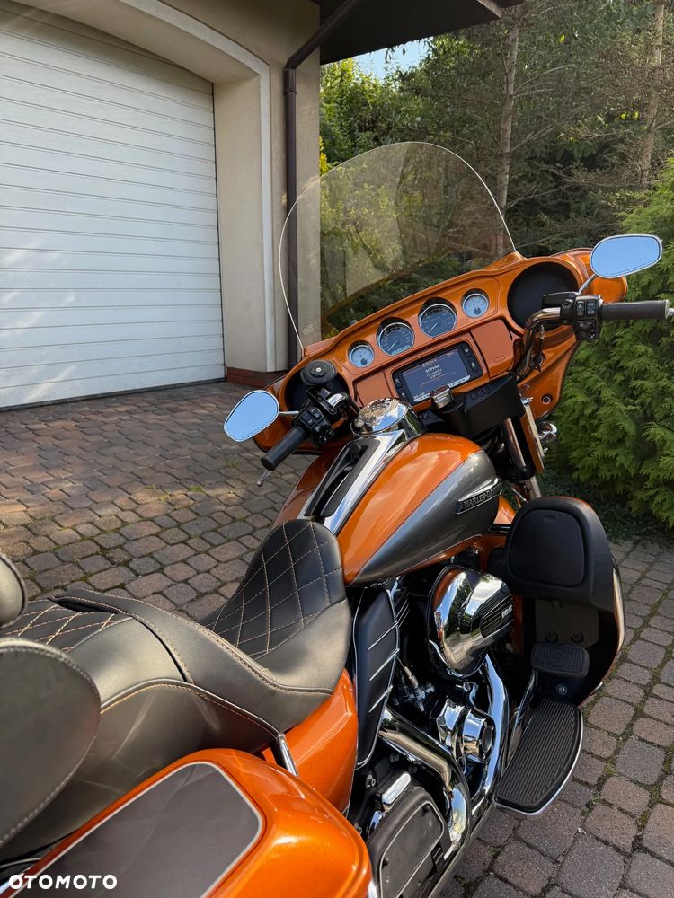 Harley-Davidson FLHTCU Ultra - 4