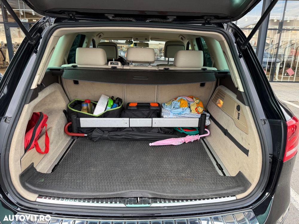 Volkswagen Touareg 3.0 V6 TDI BMT - 16