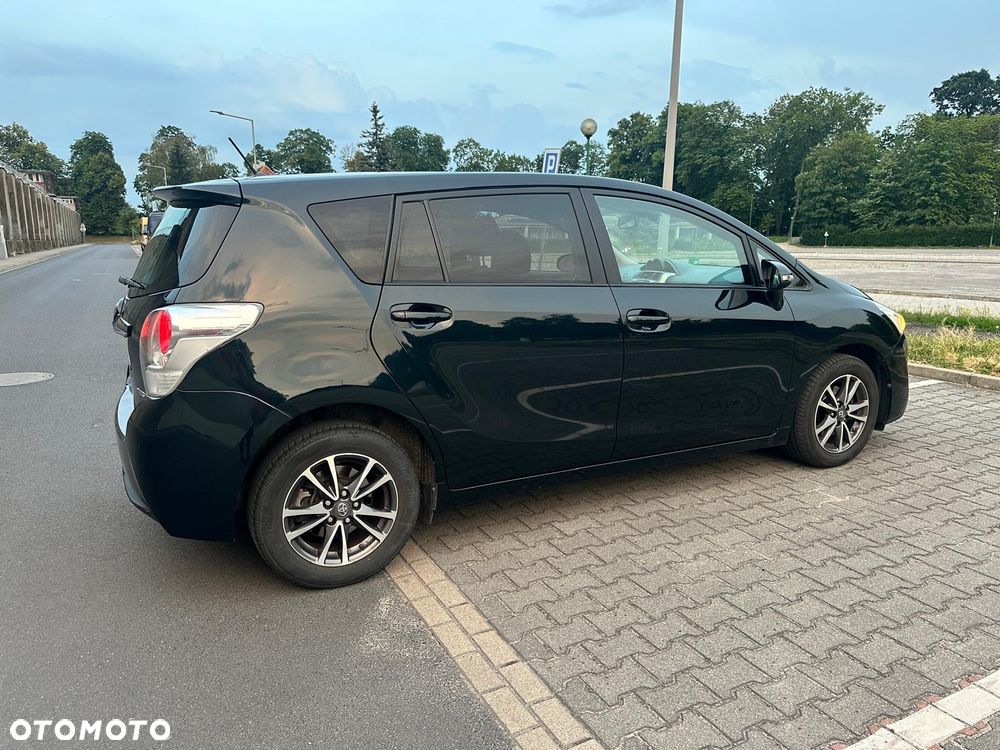 Toyota Verso - 10