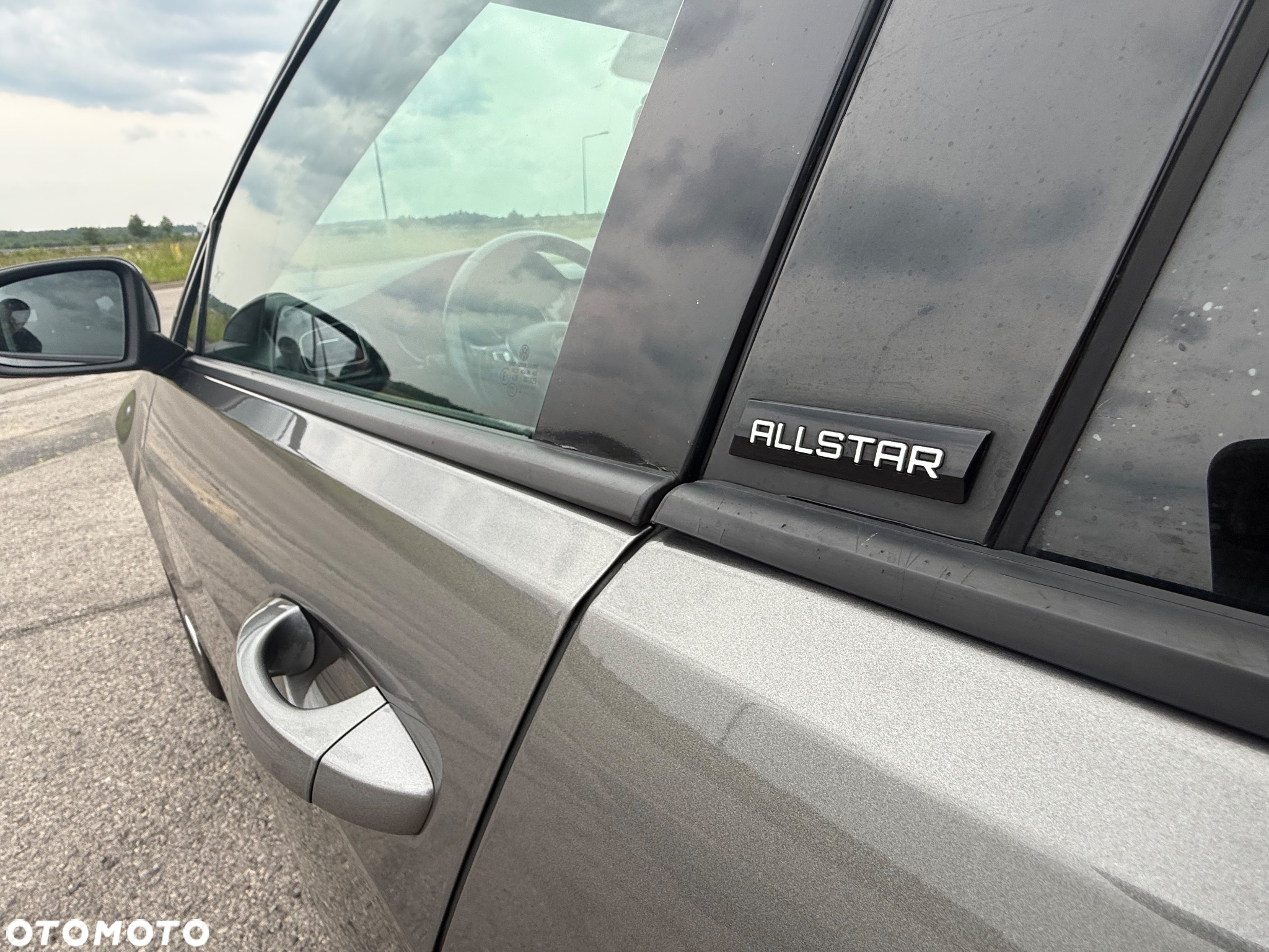 Volkswagen Golf 1.6 TDI BlueMotion Technology DSG Allstar - 10
