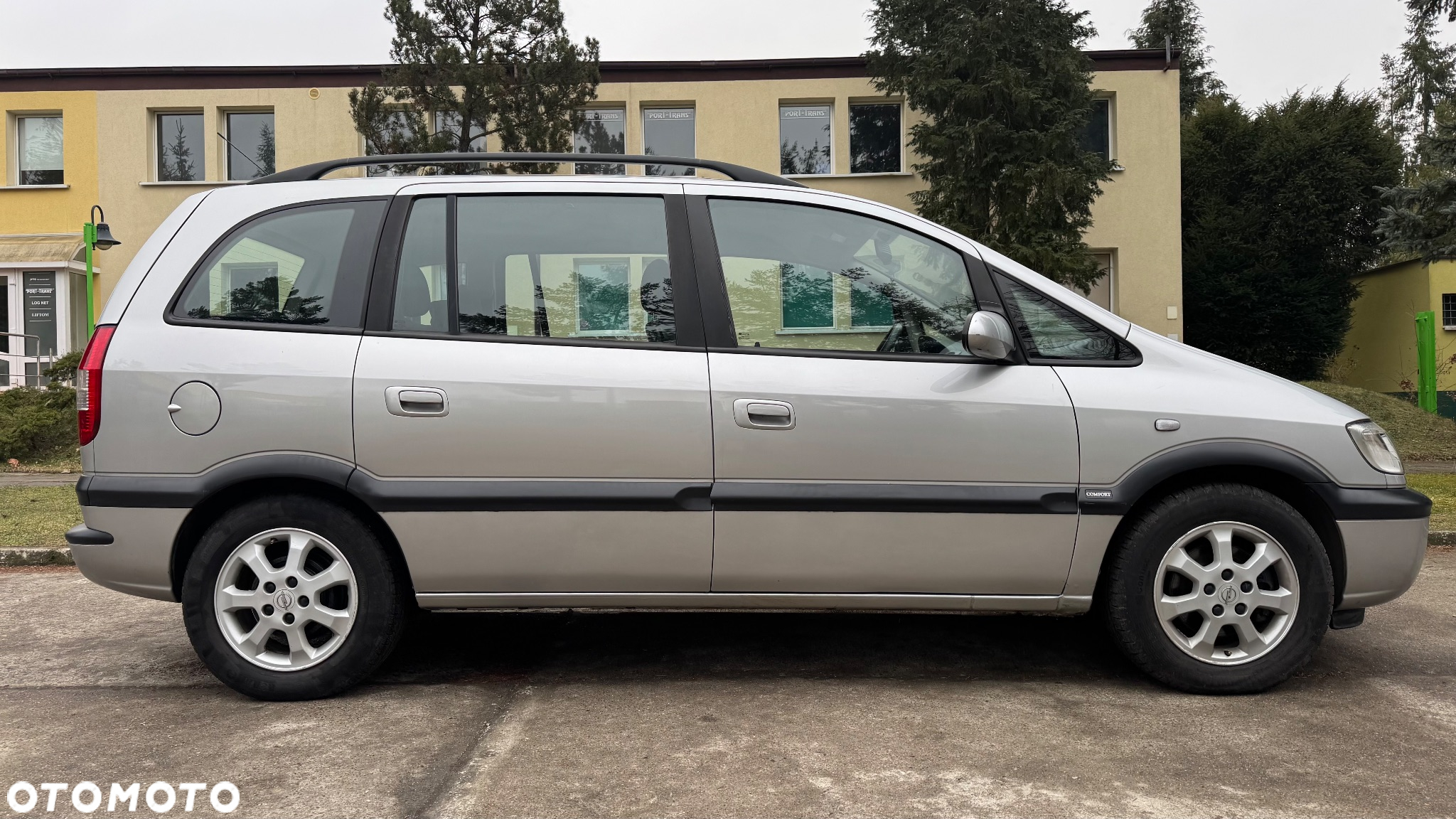 Opel Zafira 1.6 16V Comfort - 6