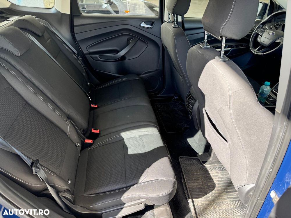 Ford Kuga 2.0 TDCi 2WD Trend - 29