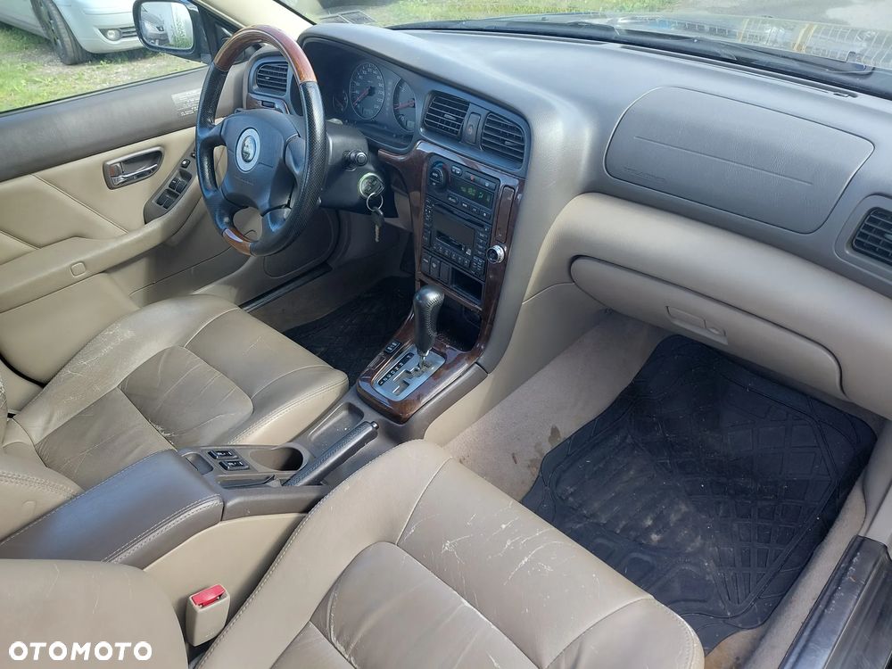 Subaru Legacy 2.5 GX 4x4 - 10