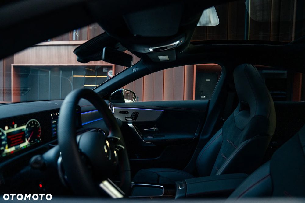 Mercedes-Benz CLA 220 mHEV 4-Matic AMG Line 8G-DCT - 33