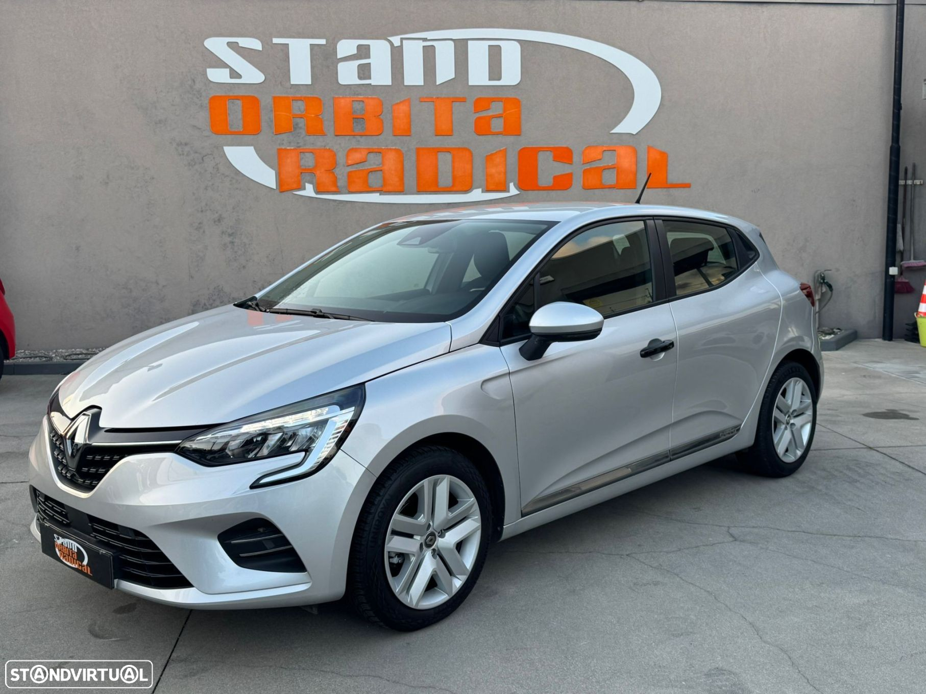 Renault Clio 1.0 TCe Exclusive - 6