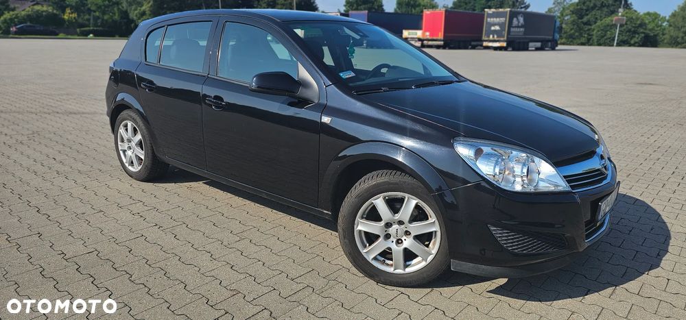 Opel Astra - 1