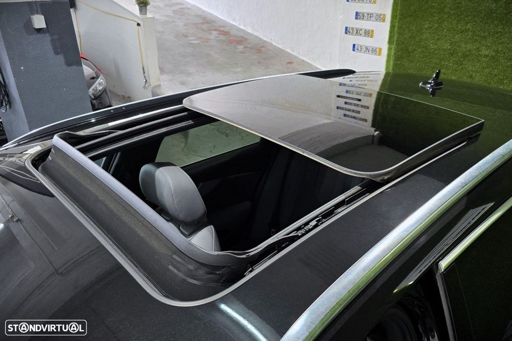 Audi A4 Avant 35 TDI S line S tronic - 40