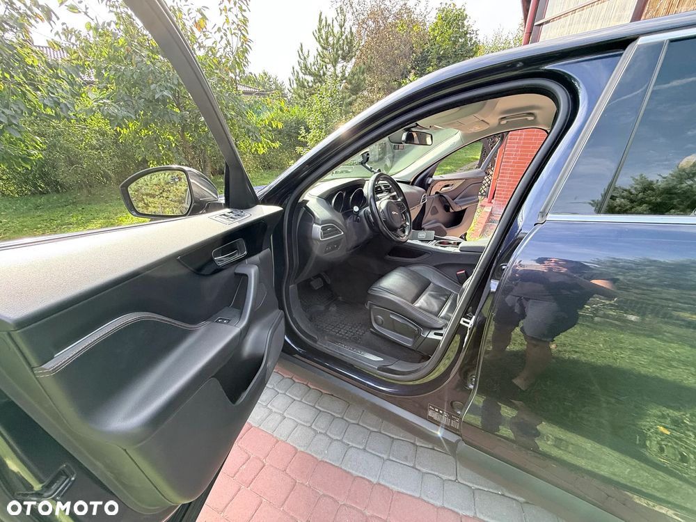 Jaguar F-Pace 2.0 i4D AWD Prestige - 14