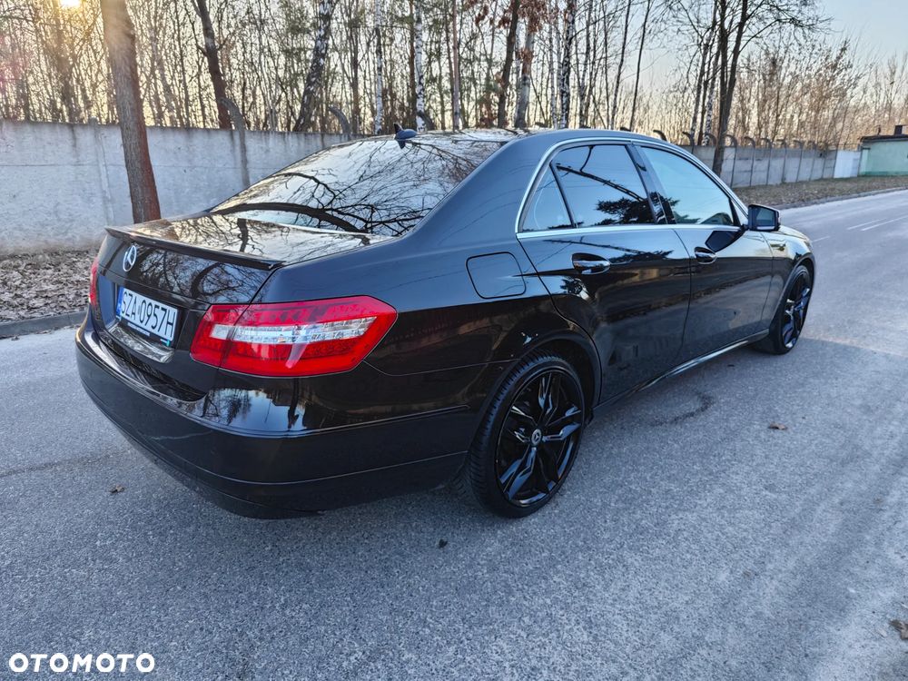 Mercedes-Benz Klasa E 200 CDI DPF BlueEFFICIENCY Automatik Avantgarde - 15