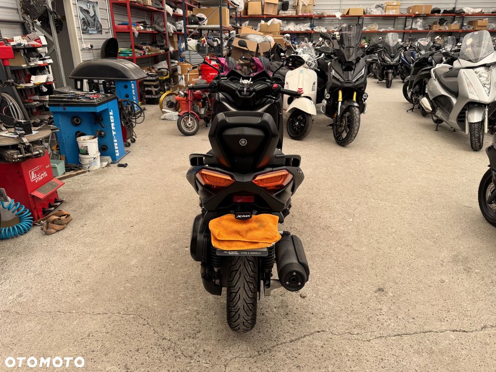 Yamaha X-max - 6