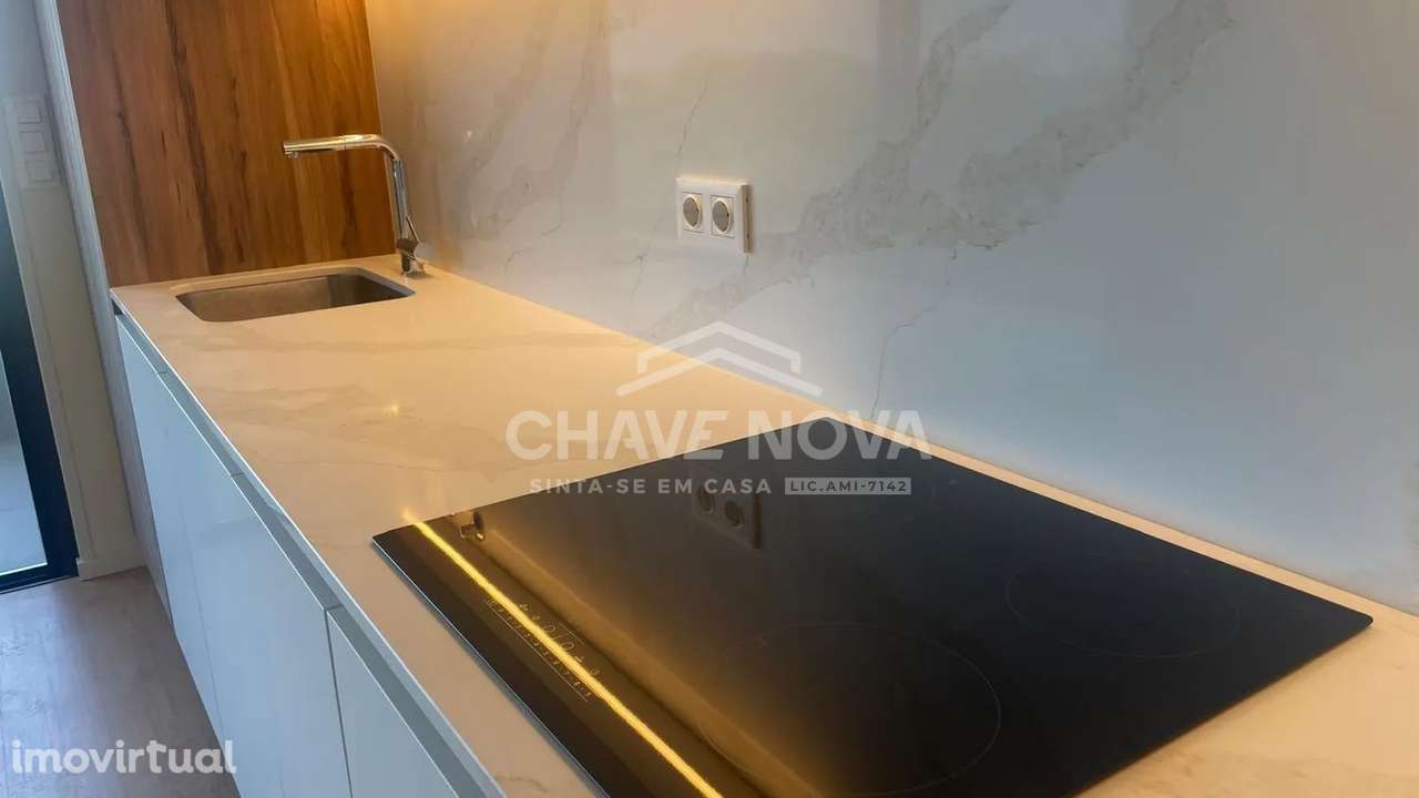 T1 Novo com Garagem, Varanda e Vista Desafogada – PRT/01631/MH - Grande imagem: 3/14