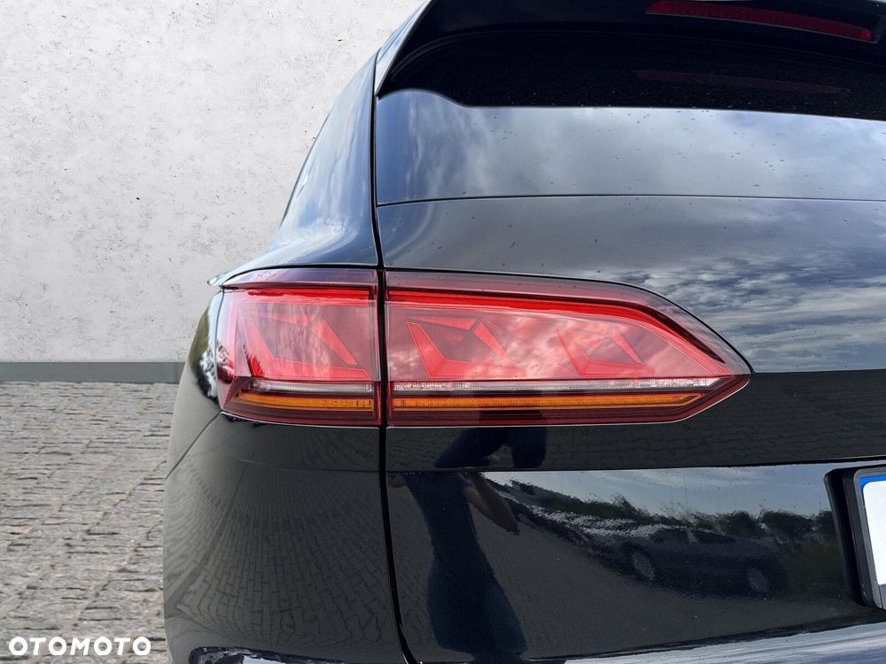 Volkswagen Touareg - 37