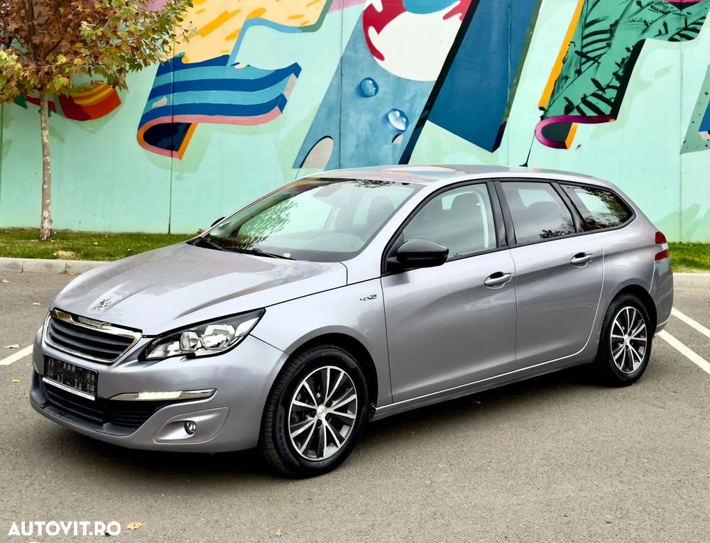 Peugeot 308 - 1