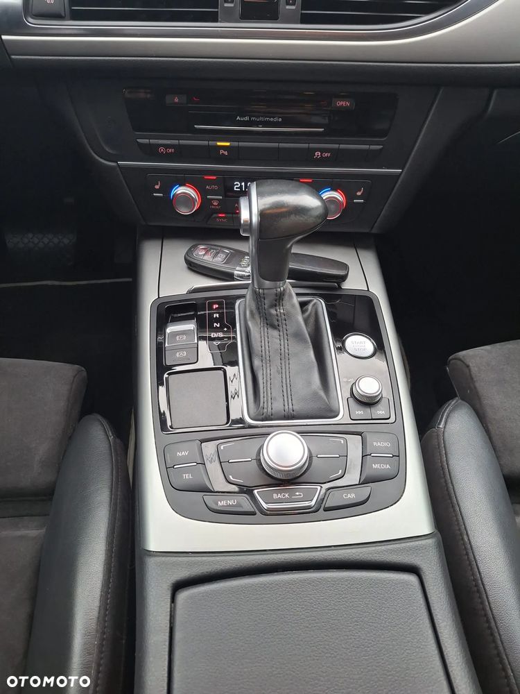 Audi A6 Avant 2.0 TDI Ultra S tronic - 13
