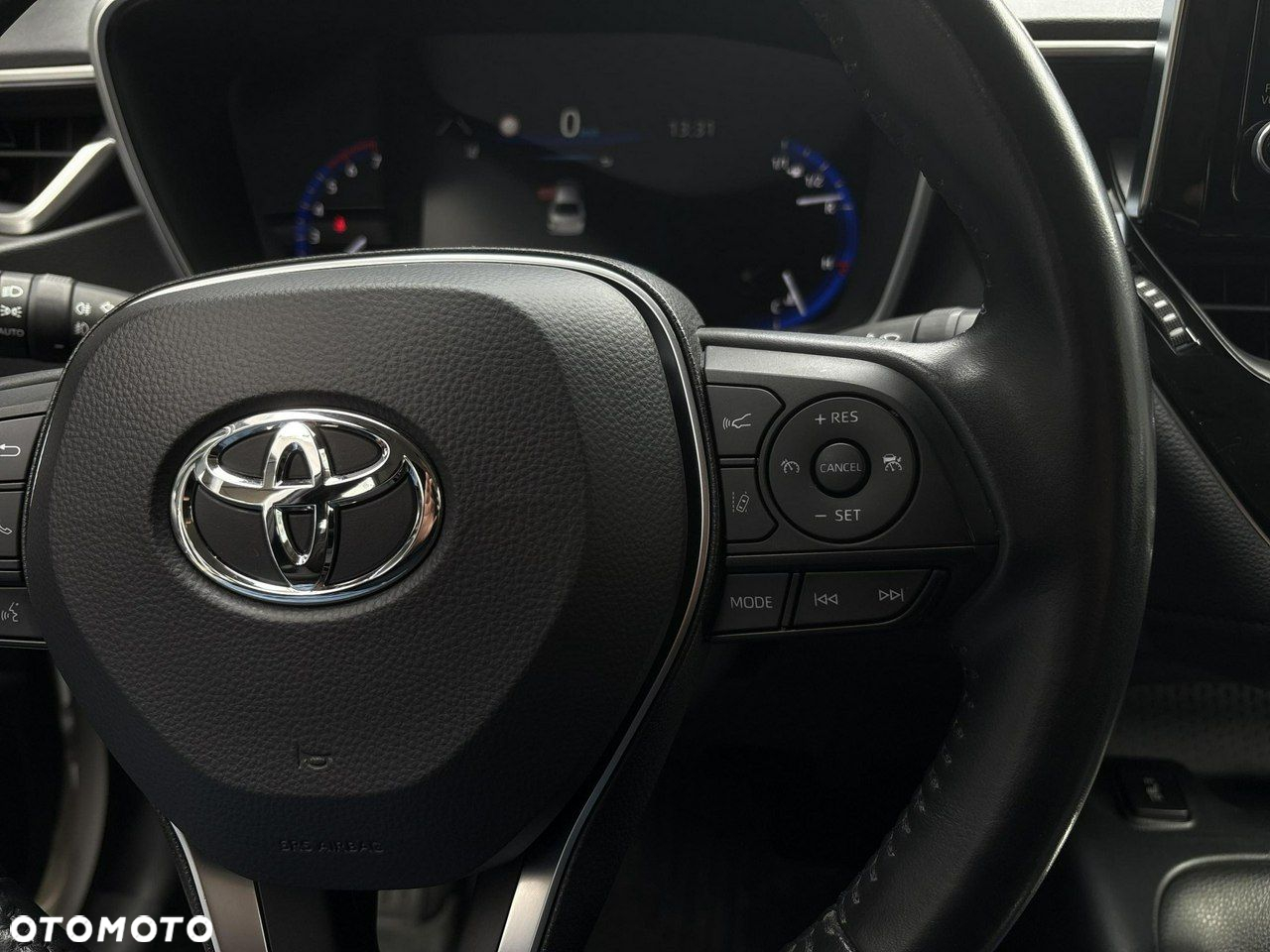 Toyota Corolla - 23
