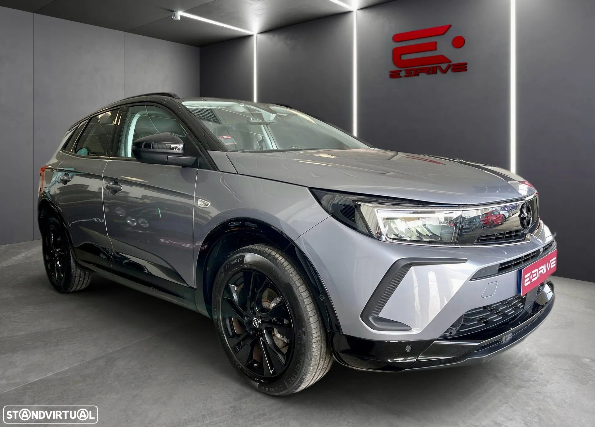 Opel Grandland 1.2 T GS Line - 4