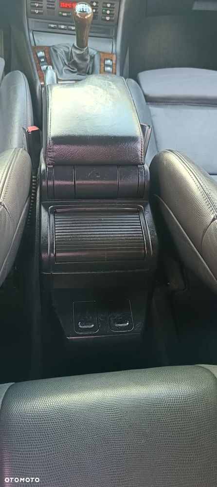 BMW Seria 3 330ix - 17