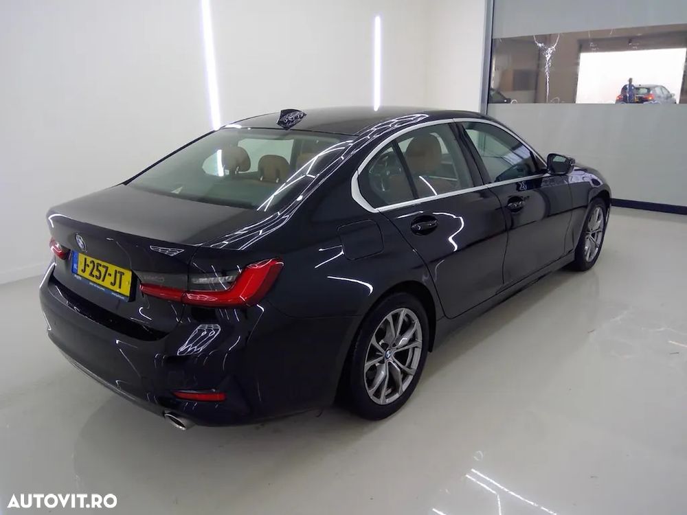 BMW Seria 3 - 2