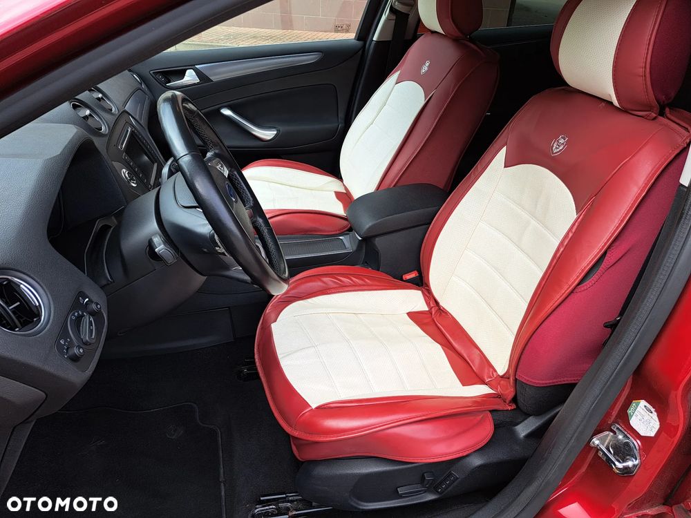 Ford Mondeo - 17