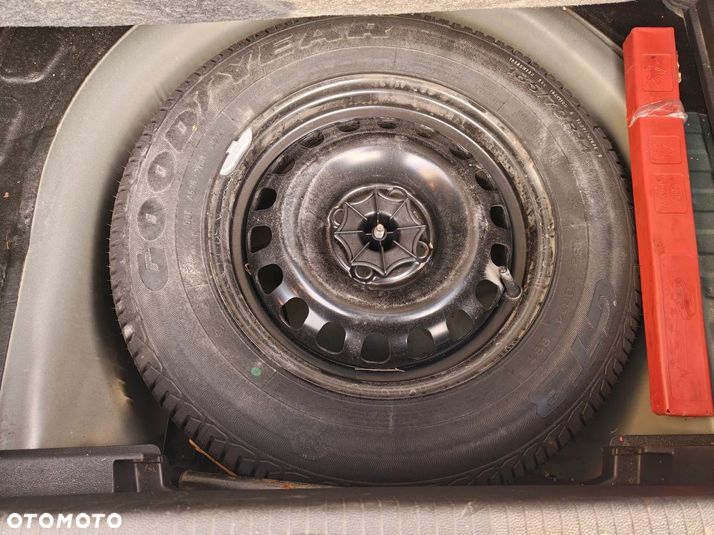 Opel Corsa 1.2 16V Enjoy - 21