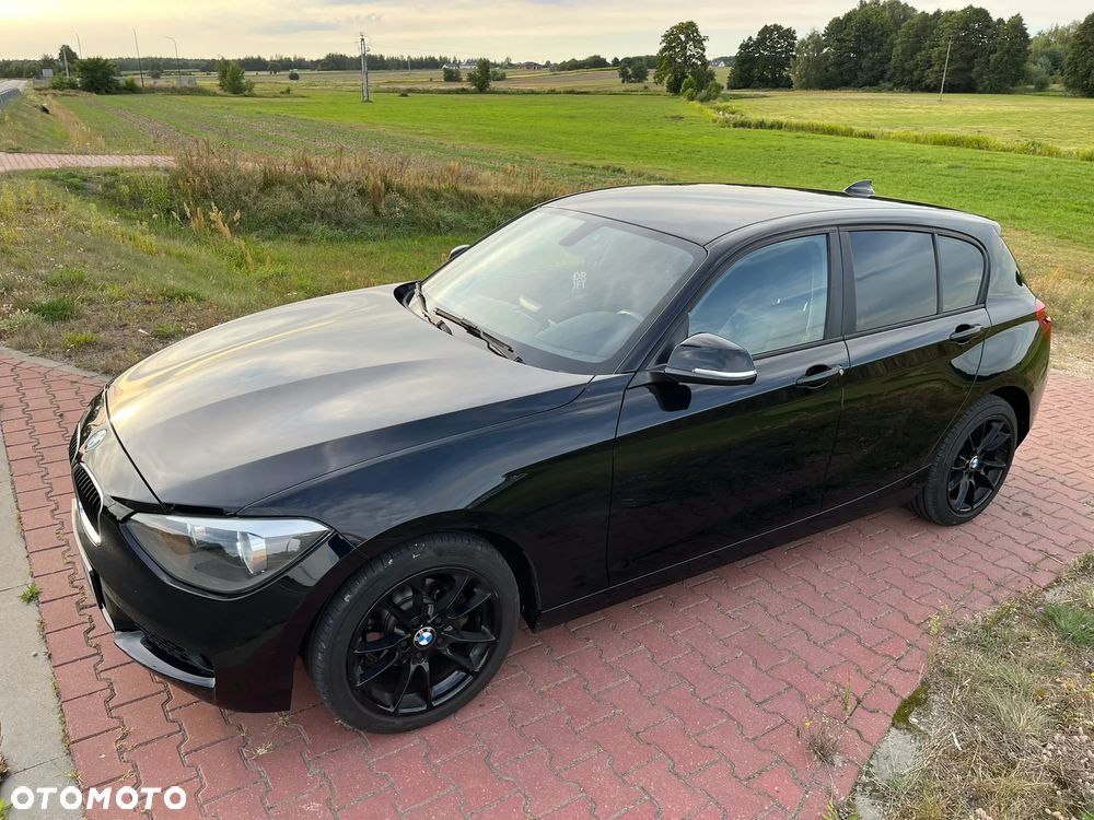 BMW Seria 1 116d - 4