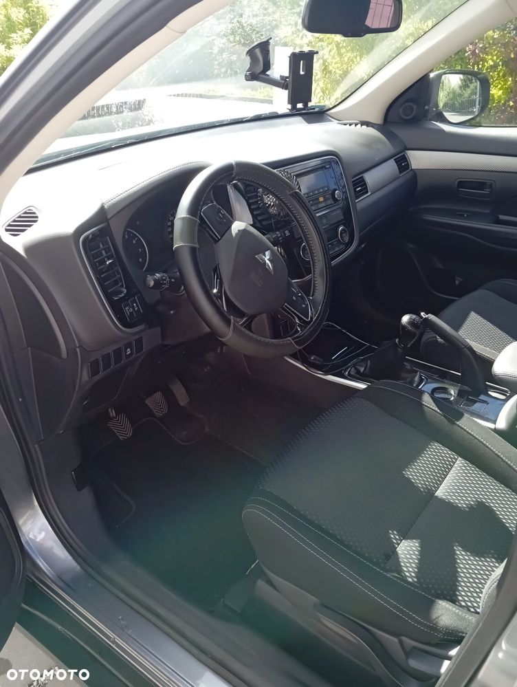Mitsubishi Outlander 2.0 2WD - 13
