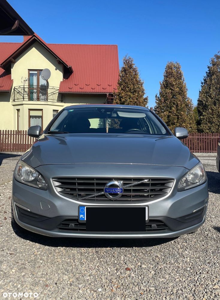 Volvo V60 D2 Drive-E Base - 1