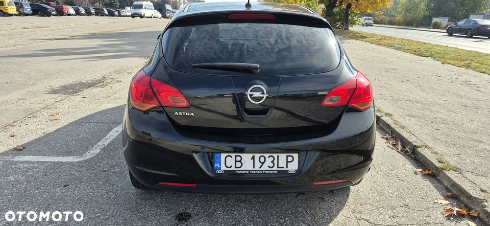Opel Astra - 9